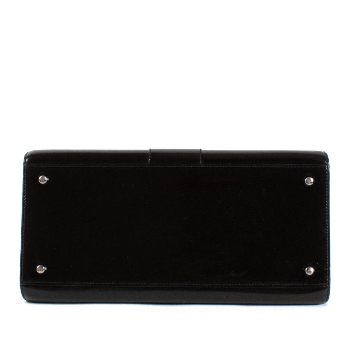 Shop safe online at Labellov in Antwerp, Brussels and Knokke this 100% authentic second hand Delvaux Black Magic Brillant MM
