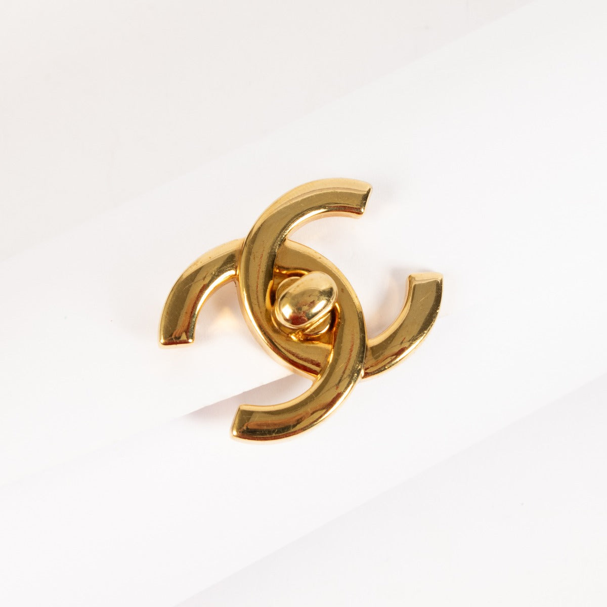 Chanel 96P Gold CC Turnlock Clasp Brooch