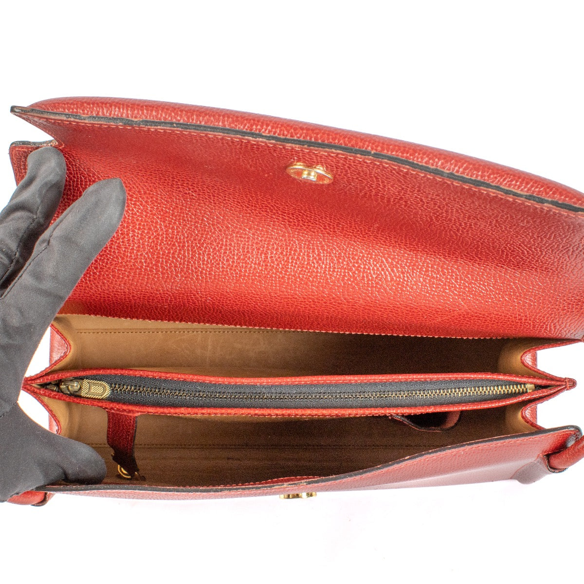 shop 100% authentic second hand Delvaux Red Shoulder Bag on Labellov.com