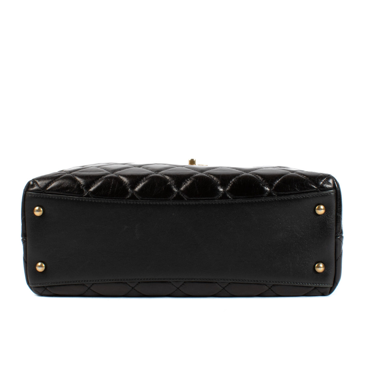 Chanel Gold Bar Quilted Shopping Tote Bag pour le meilleur prix chez Labellov à Anvers et Knokke