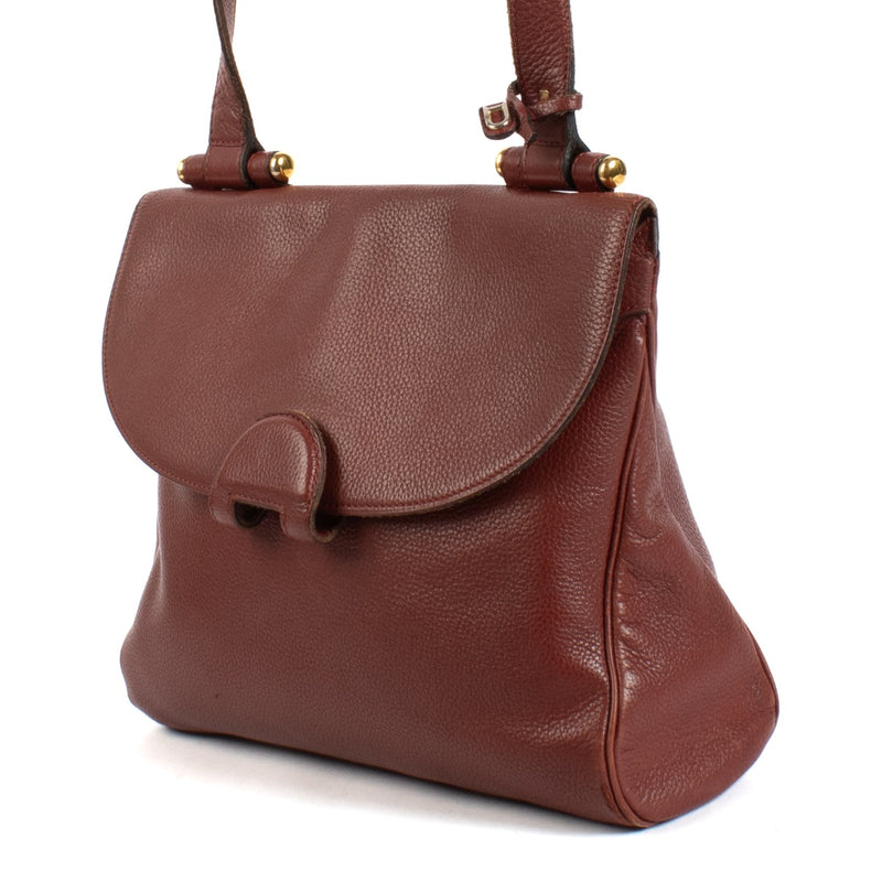 Shop safe online at Labellov in Antwerp, Brussels and Knokke this 100% authentic second hand designer Delvaux Burgundy Chablis Crossbody Bag