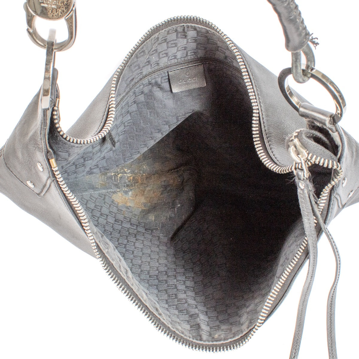 Shop safe online at Labellov in Antwerp and Knokke this 100% authentic second hand Gucci Black Hobo Bag