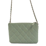 shop 100% authentic second hand Chanel Green Quilted Lambskin Daily Zippy Flap Clutch on Labellov.com