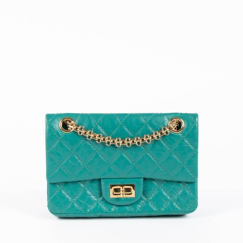 Shop this 100% authentic Chanel Emerald Quilted Aged Calfskin Reissue 2.55 Flap Bag at Labellov.com