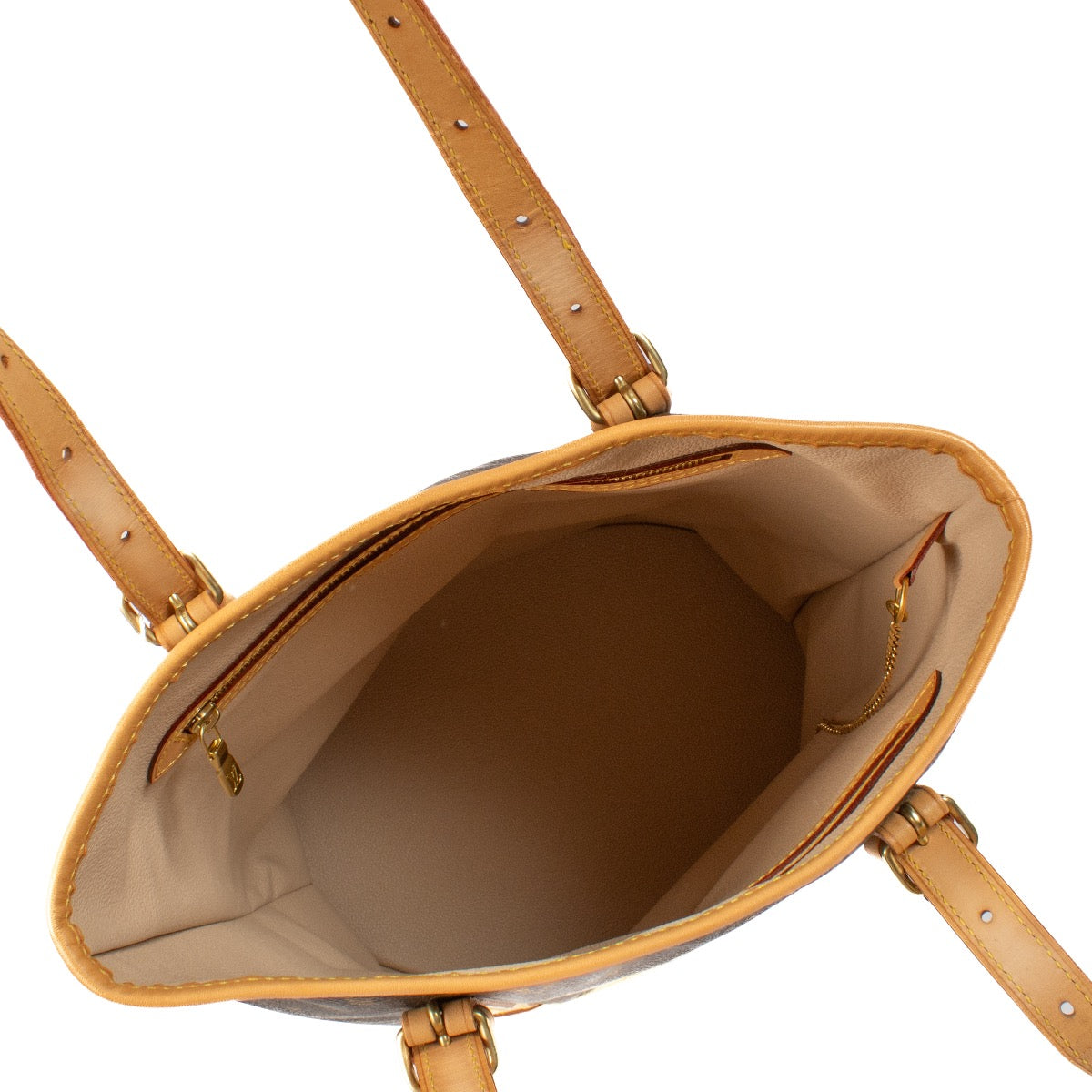 Shop safe online at Labellov in Antwerp, Brussels and Knokke this 100% authentic second hand Louis Vuitton Monogram Bucket Shoulder Bag