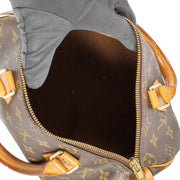 Shop safe online at Labellov in Antwerp, Brussels and Knokke this 100% authentic second hand Louis Vuitton Monogram Canvas Speedy 25. Veilig online tweedehands authentieke Louis Vuitton Monogram Canvas Speedy 25 kopen bij Labellov.