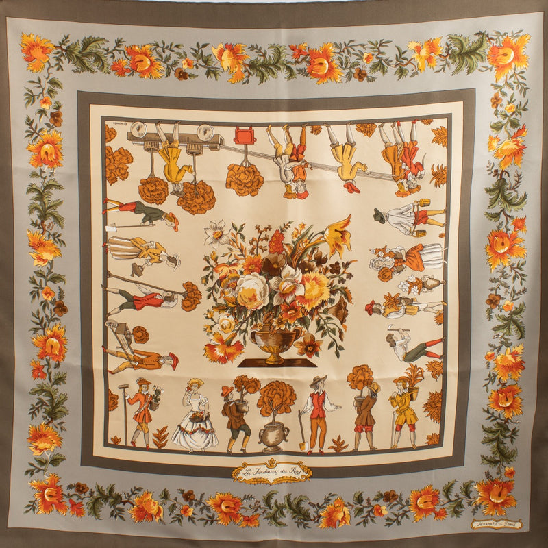 shop 100% authentic second hand Hermès Les Jardiniers Du Roy Silk Scarf on Labellov.com