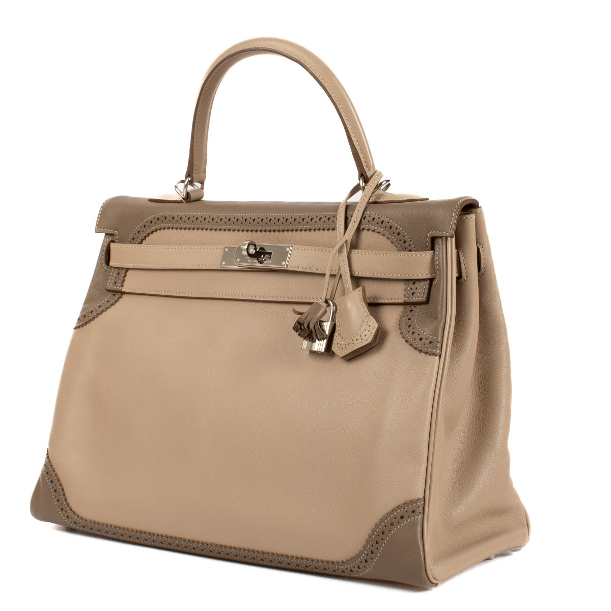 Shop second hand vintage authentic Hermès Kelly 35 Ghillies Argile/Etoupe Swift PHW on www.labellov.com