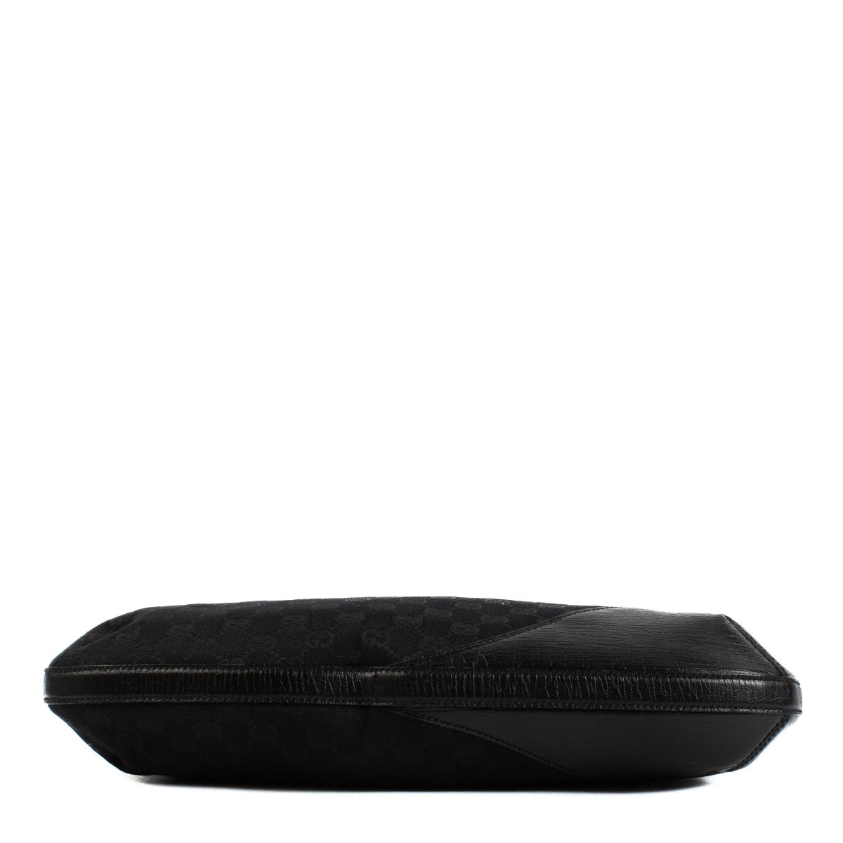 Shop safe online at Labellov in Antwerp, Brussels and Knokke these 100% authentic second hand Gucci Black GG Canvas Hobo Bag