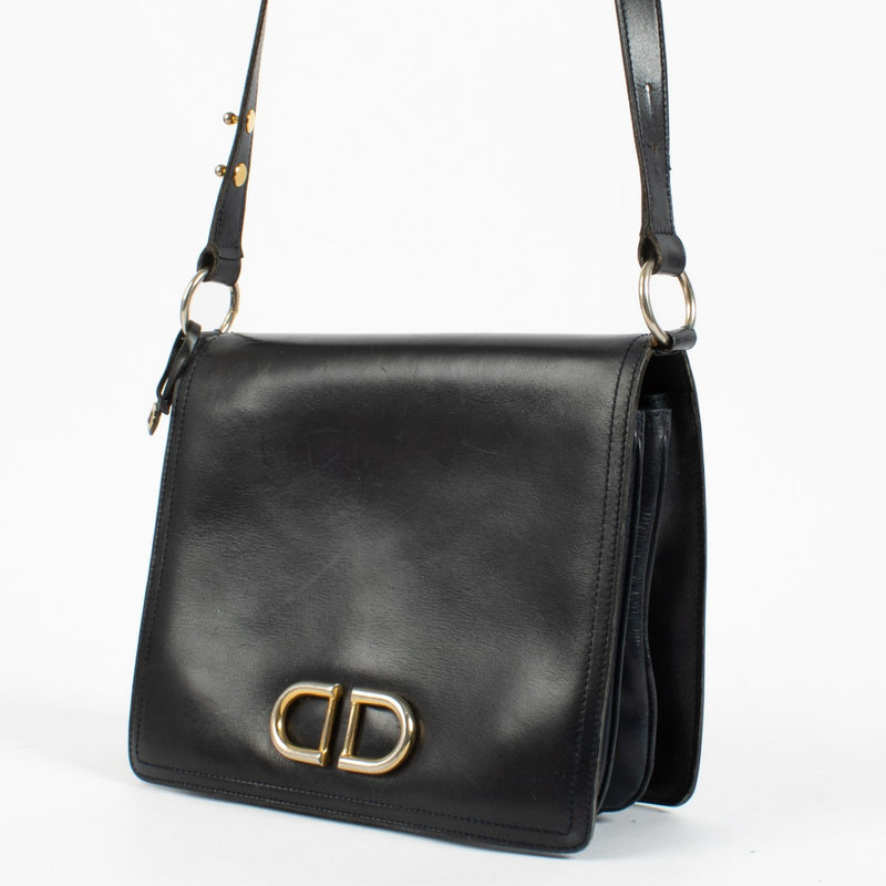 shop 100% authentic second hand Delvaux Vintage Blue Crossbody Bag on Labellov.com