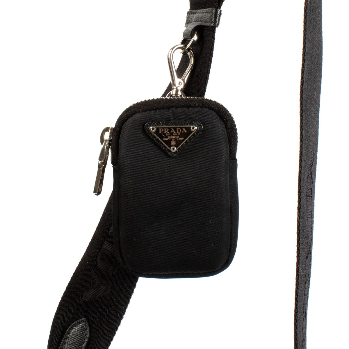 Shop 100% authentic secondhand Prada Black Re-Edition 2005 Crossbody on Labellov.com