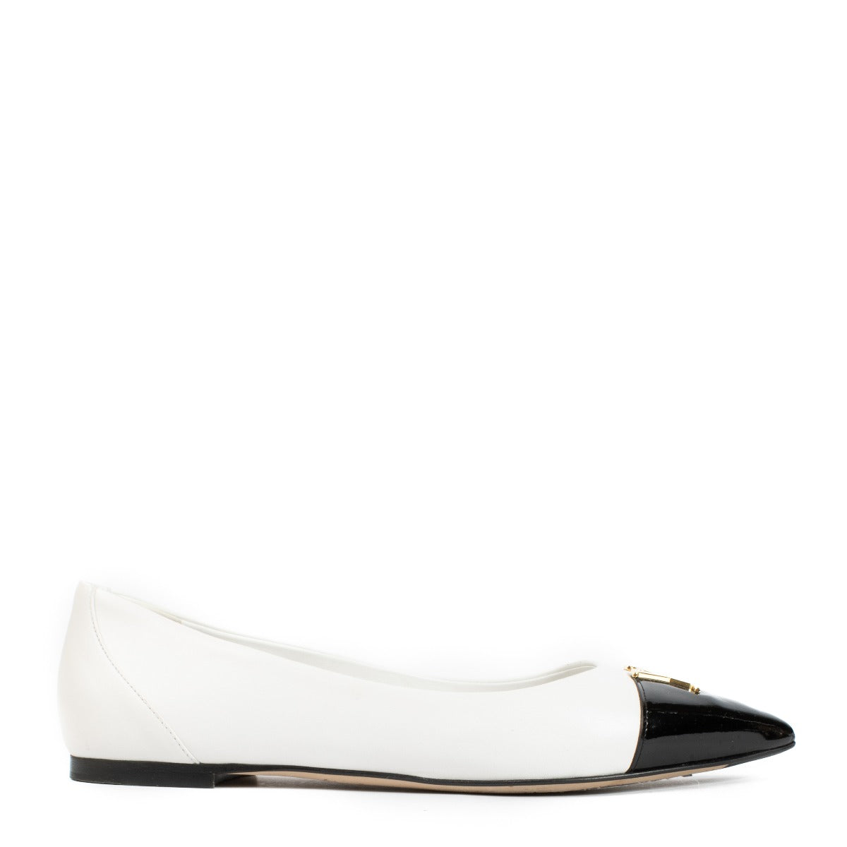 Louis Vuitton White Flats - Size 39, with black toe cap, gold LV logo hardware, minor wear on the upper and sole. Shop now on Labellov.com