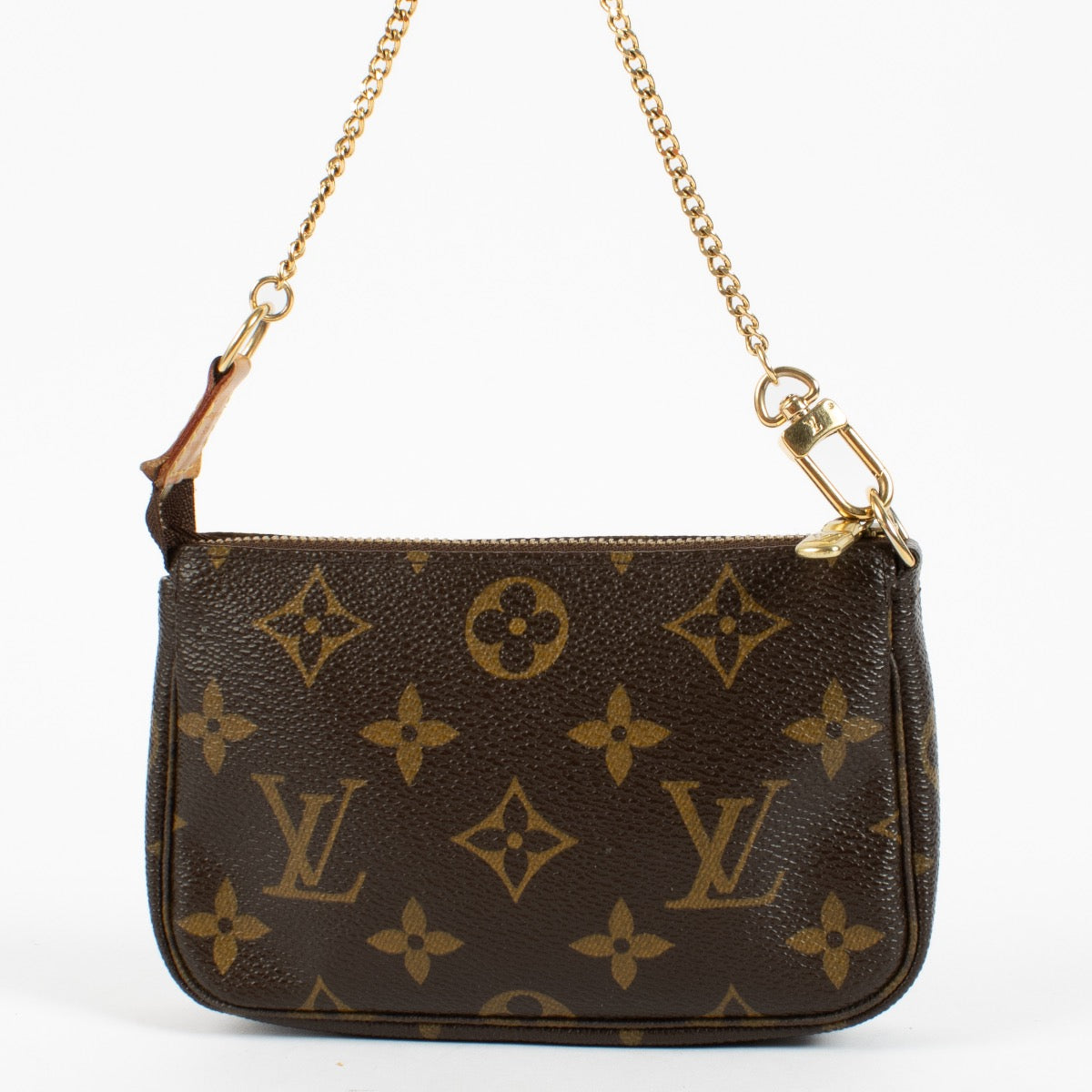 Shop safe online at Labellov in Antwerp, Brussels and knokke this 100% authentic second hand Louis Vuitton Monogram Trunks and Bags Mini Pochette