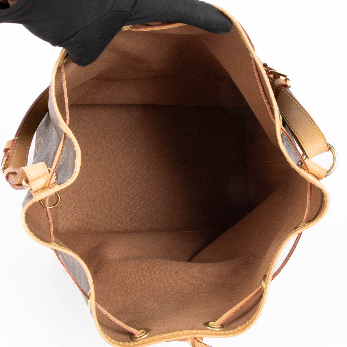 Authentic pre-loved Louis Vuitton Brown Monogram Canvas Noé Shoulder Bag on Labellov.com