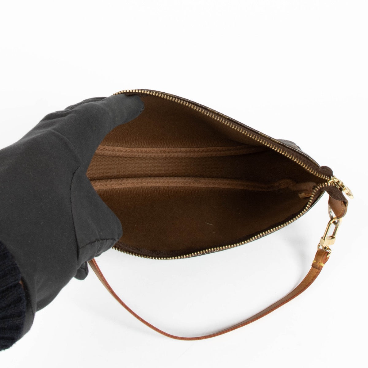 Authentic pre-loved Louis Vuitton Monogram Pochette Accessoires Clutch on Labellov.com