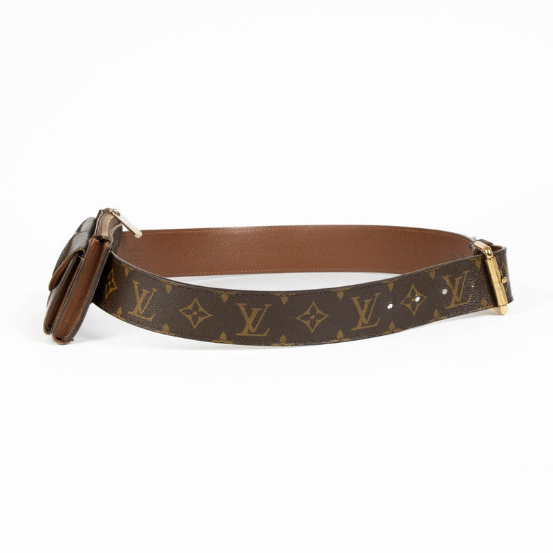 Authentic pre-loved Louis Vuitton Monogram Pochette Duo 40 Belt -Size 85 on Labellov.com