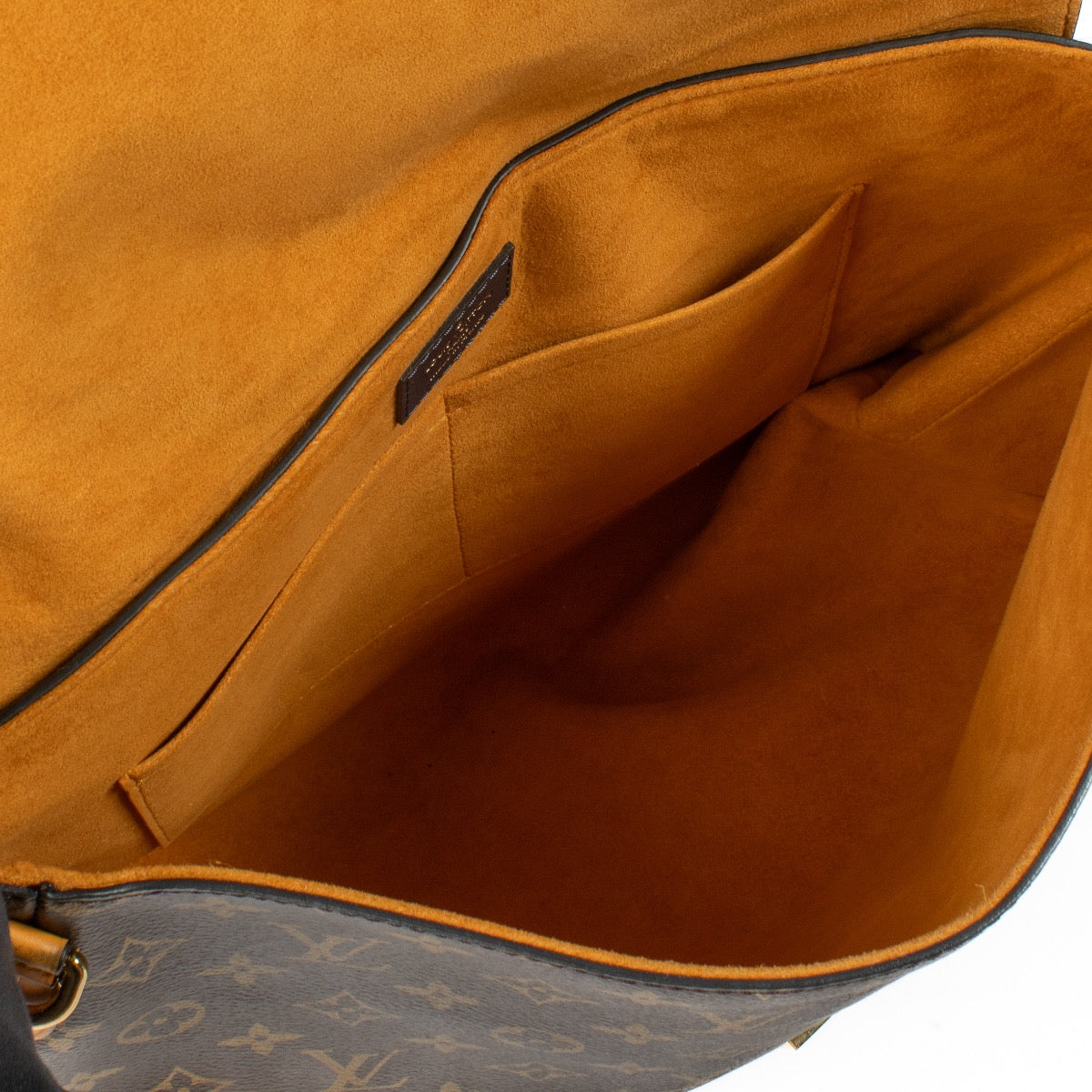 shop 100% authentic second hand Louis Vuitton Monogram Beaubourg Top Handle Bag on Labellov.com