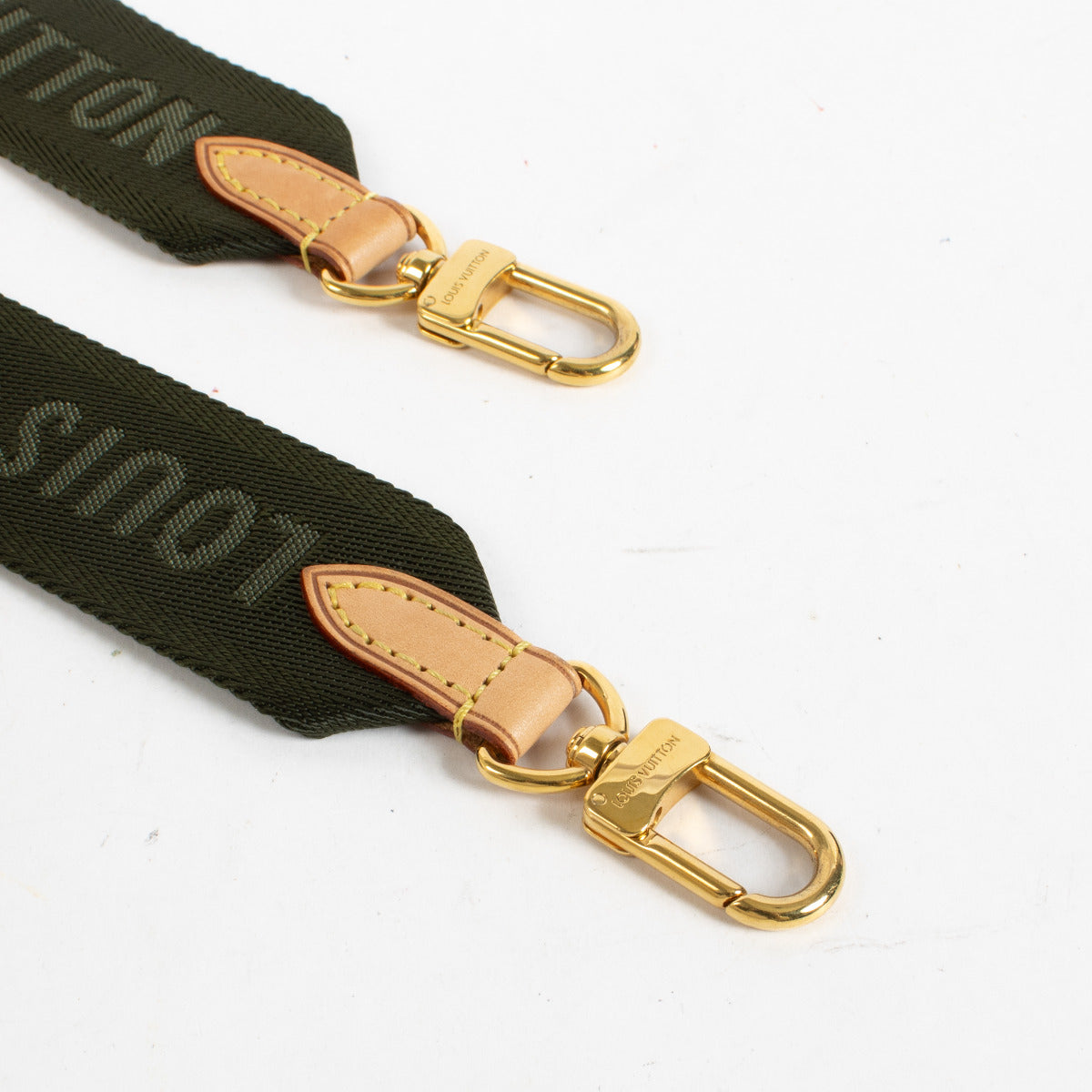 Louis Vuitton Multi Pochette Accessoires Bandje