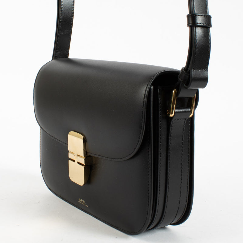 A.P.C. black leather shoulder bag with gold-tone hardware in very good condition at Labellov.com