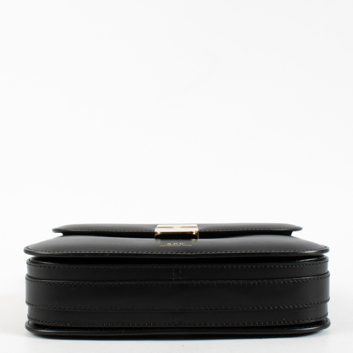 A.P.C. black leather shoulder bag with gold-tone hardware in very good condition at Labellov.com