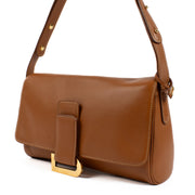 Delvaux Camel Passerelle Shoulder Bag aan de beste prijs bij Labellov tweedehands luxe in Antwerpen en Knokke.