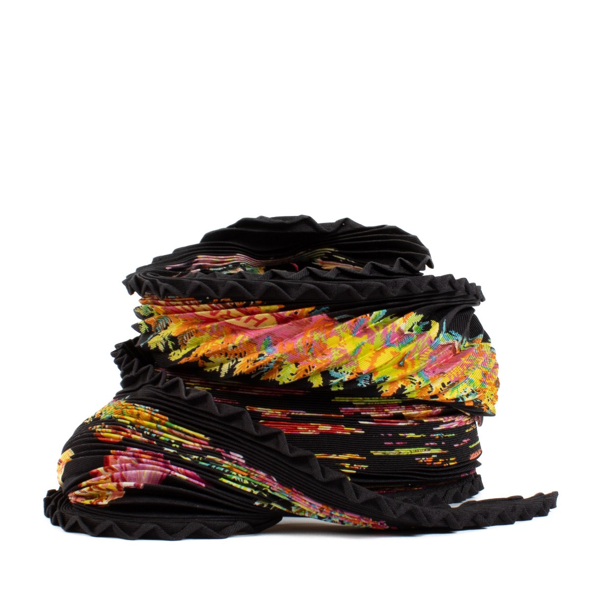 shop 100% authentic second hand Hermès Black Plissé Scarf on Labellov.com