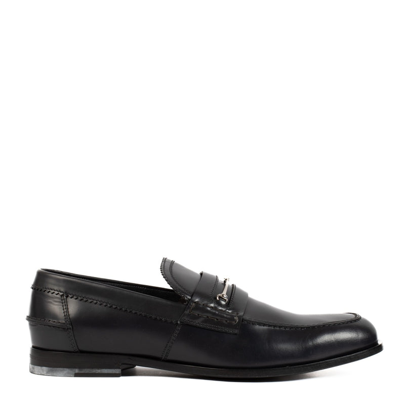 shop 100% authentic second hand Gucci Black Loafers - Size 9 1/2 on Labellov.com