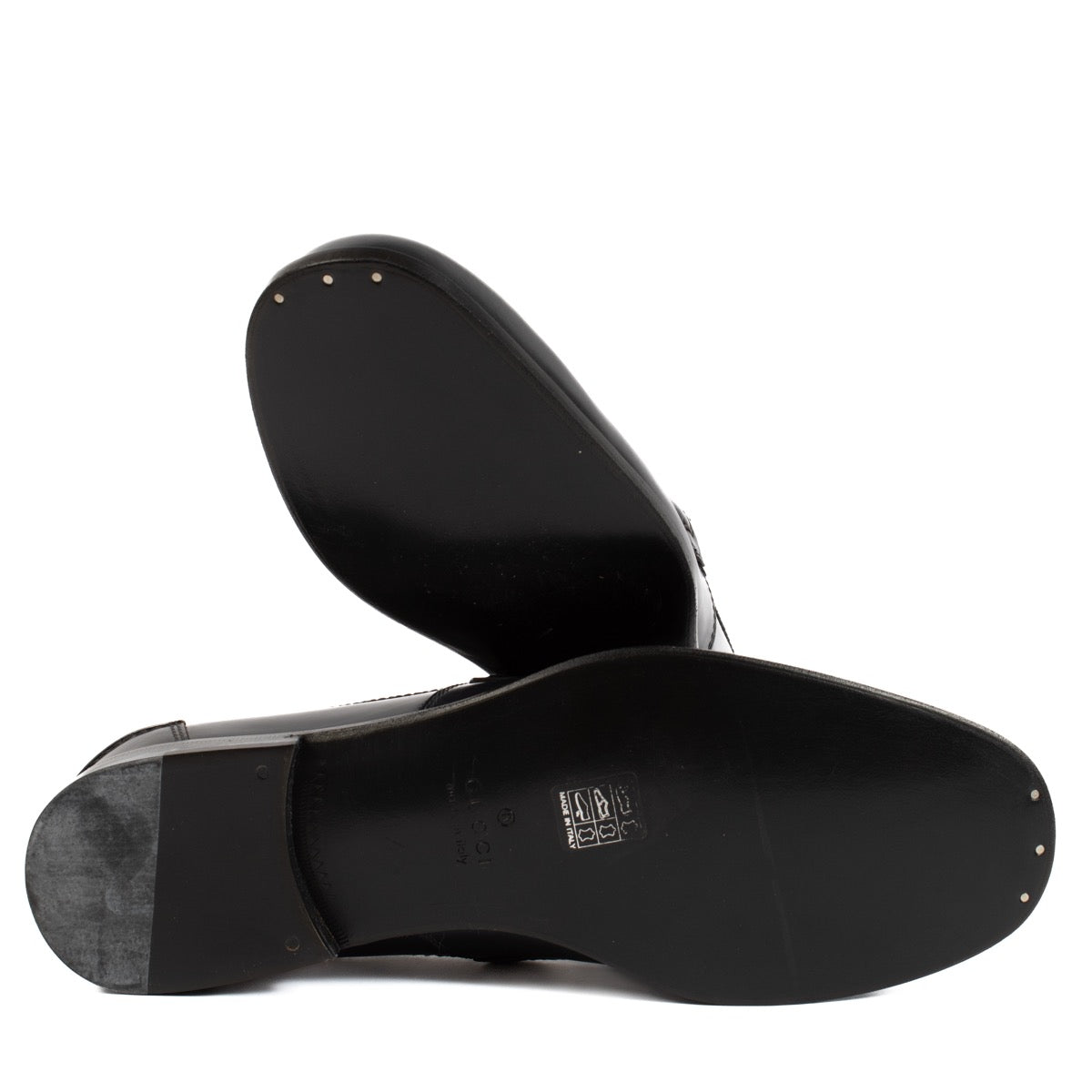 shop 100% authentic second hand Gucci Black Loafers - Size 9 1/2 on Labellov.com