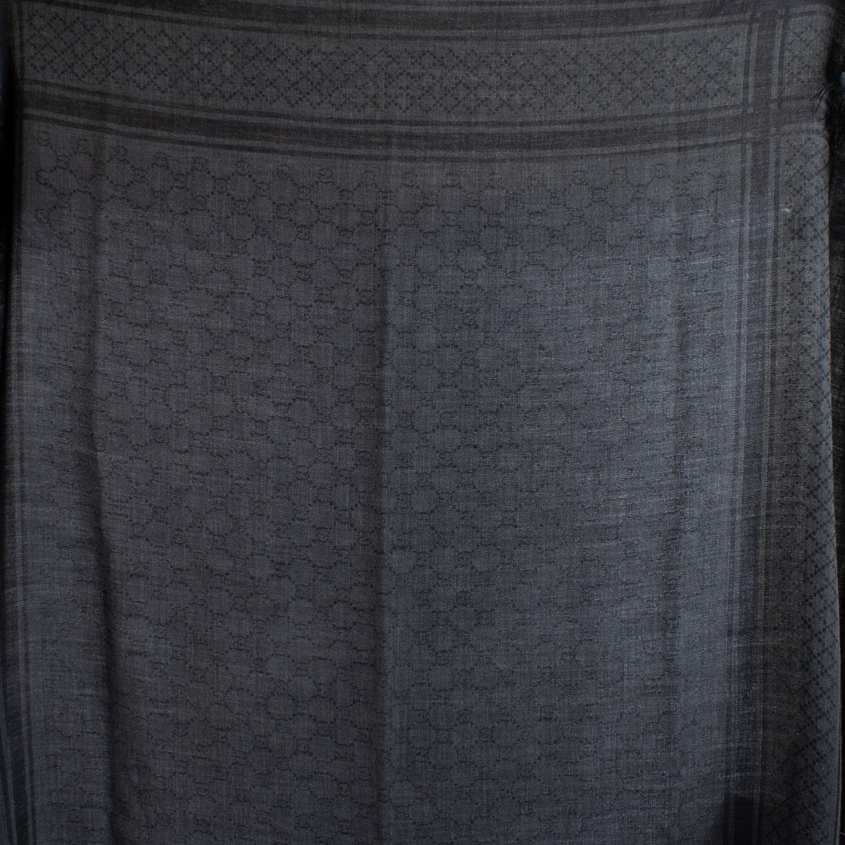 shop 100% authentic second hand Gucci Grey GG Shawl on Labellov.com