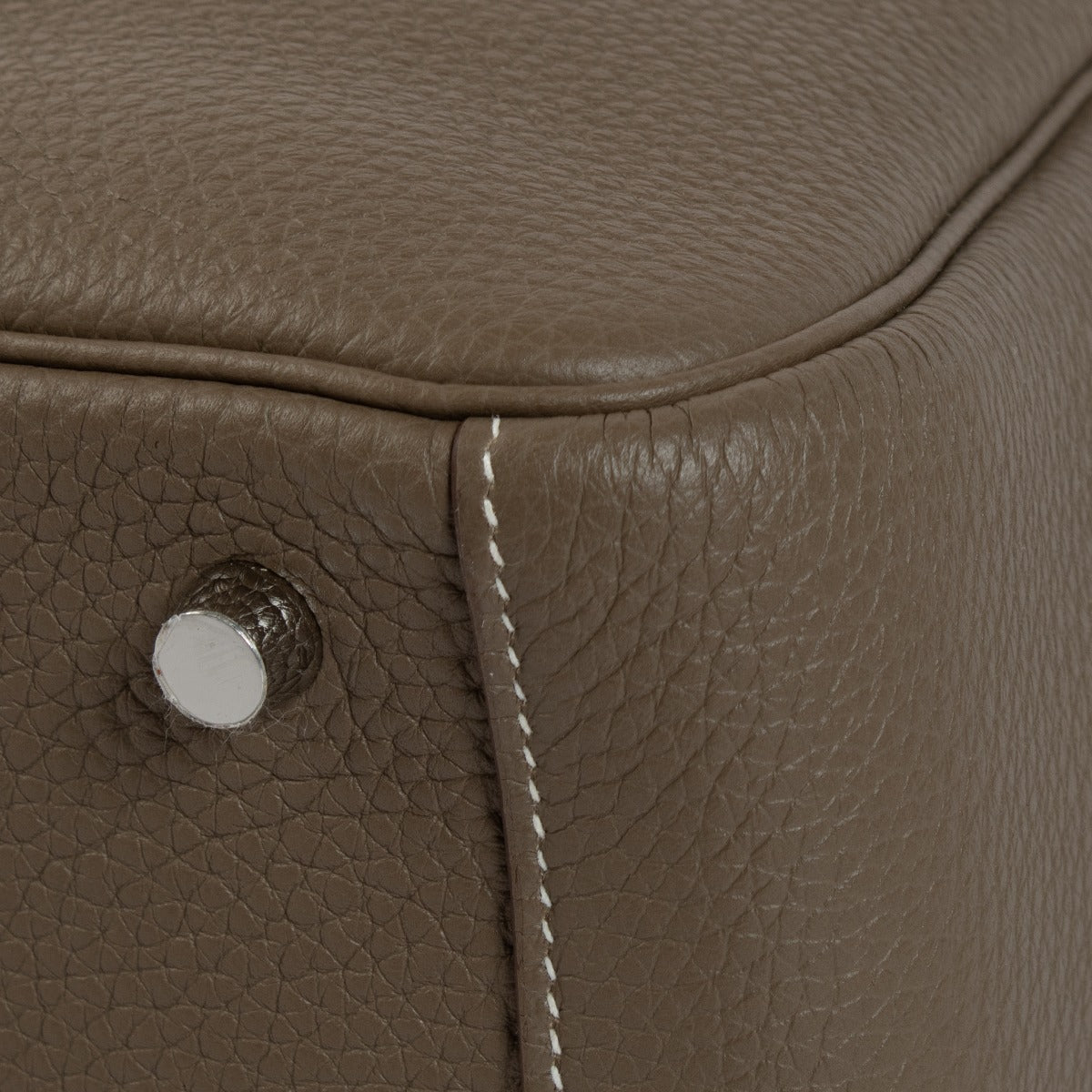 Hermès Lindy 26 Etoupe Taurillon Clemence PHW