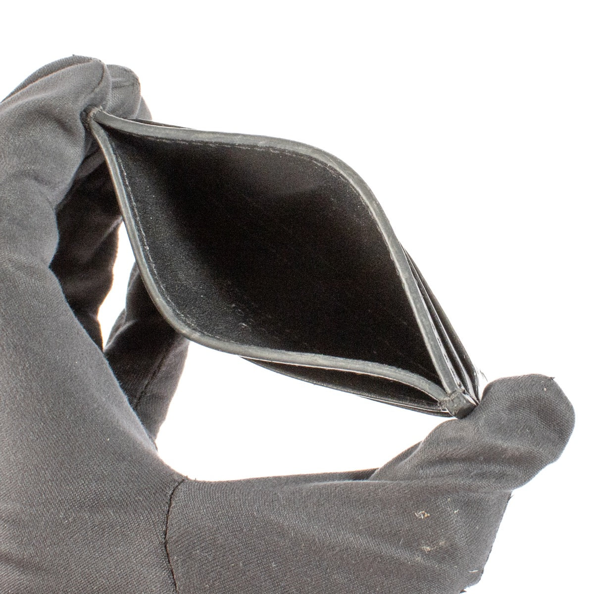 shop 100% authentic second hand Gucci Black Guccissima Card Holder on Labellov.com