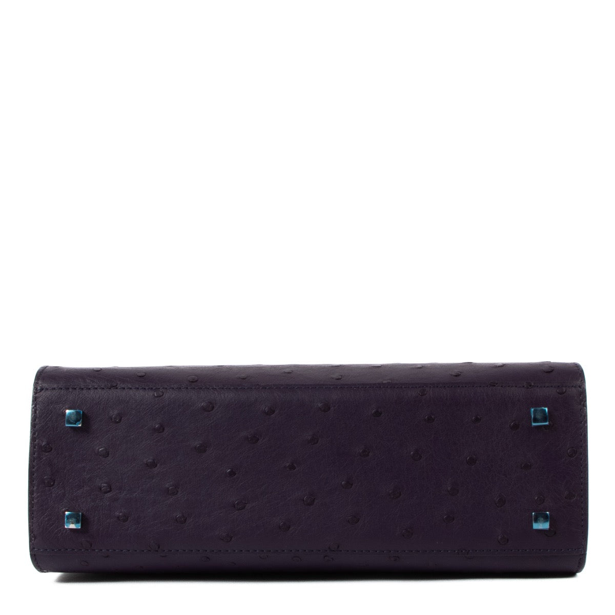 Shop safe online at Labellov in Antwerp, Brussels and Knokke this 100% authentic second hand Delvaux Purple Ostrich Tempête MM. veilig online tweedehands authentieke Delvaux Purple Ostrich Tempête MM kopen bij Labellov.