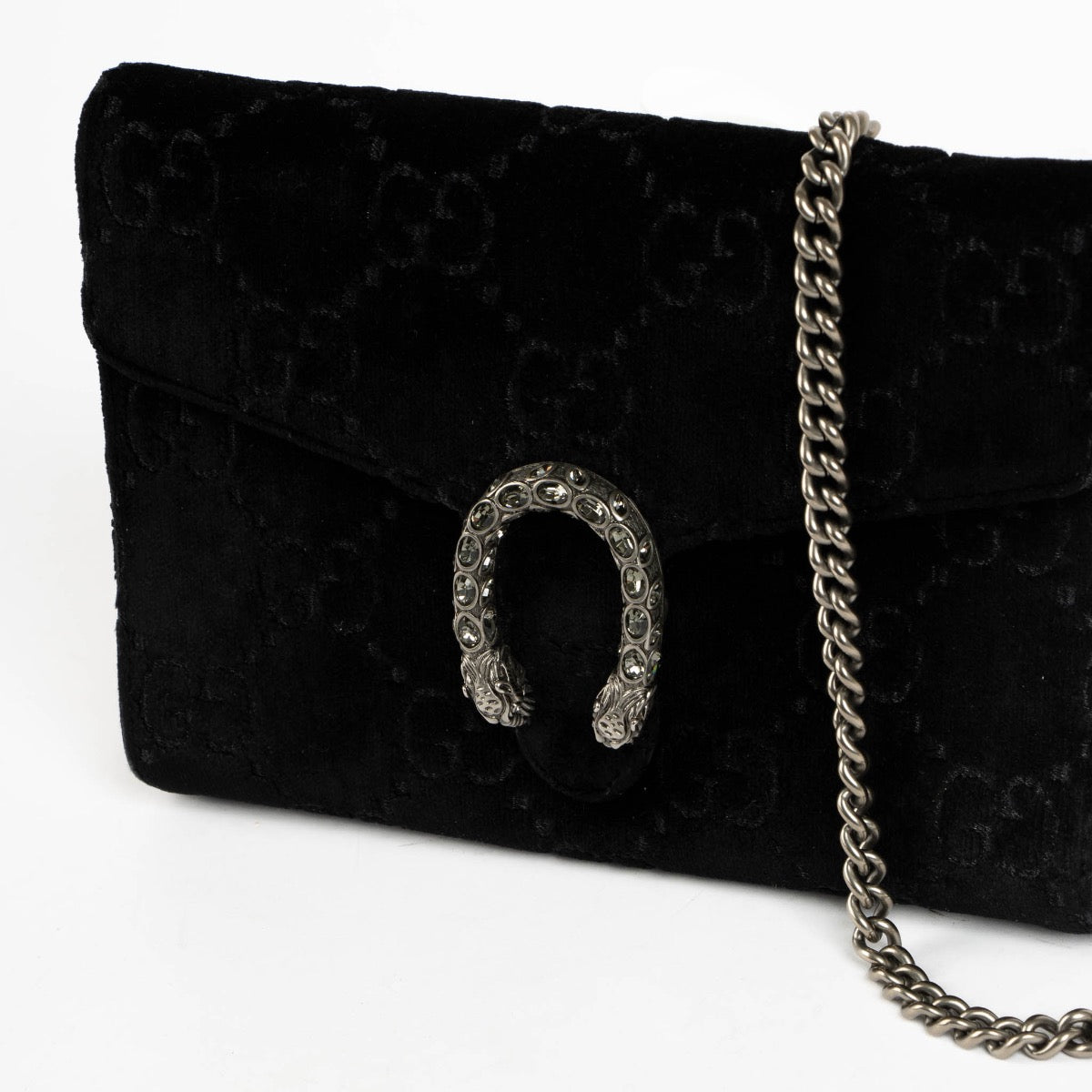 Authentic pre-loved Gucci Black GG Velvet Crystal Dionysus Crossbody Bag on Labellov.com
