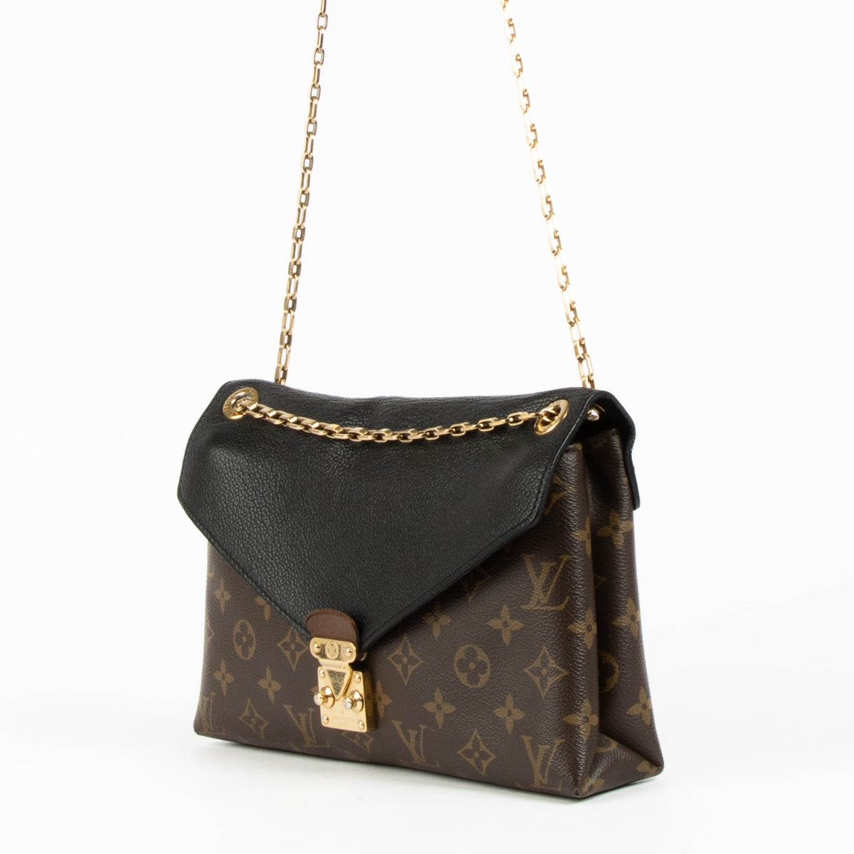 Authentic pre-loved Louis Vuitton Monogram Pallas Chain Crossbody Bag on Labellov.com