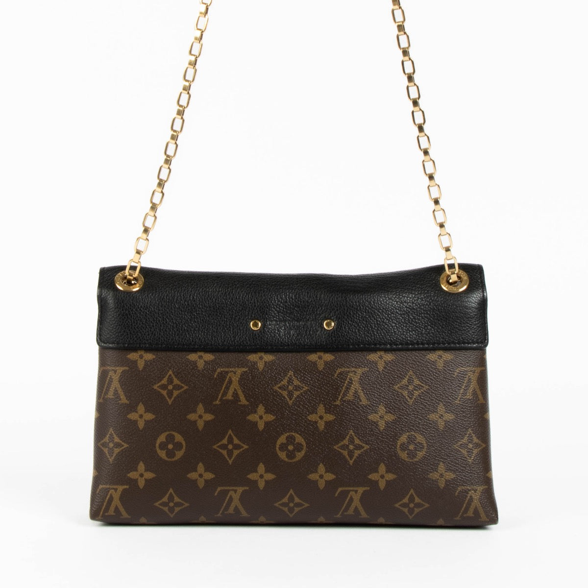 Authentic pre-loved Louis Vuitton Monogram Pallas Chain Crossbody Bag on Labellov.com