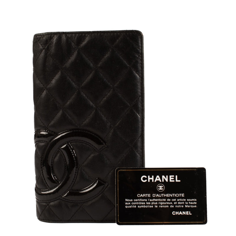 Shop safe online at Labellov in Antwerp, Brussels and Knokke this 100% authentic second hand Chanel Black Cambon Ligne Wallet