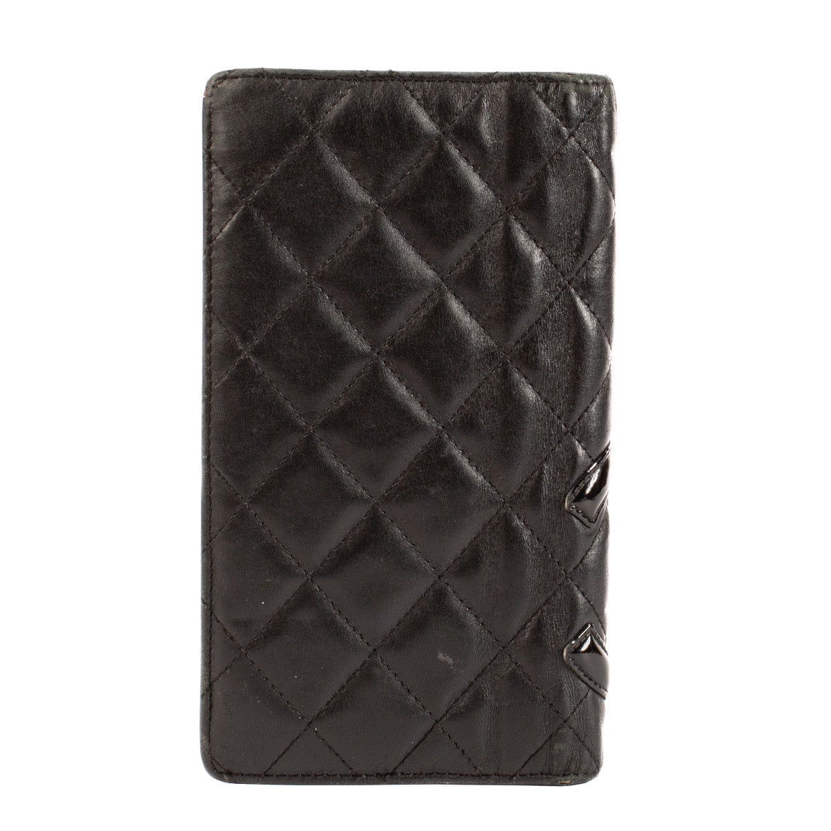 Shop safe online at Labellov in Antwerp, Brussels and Knokke this 100% authentic second hand Chanel Black Cambon Ligne Wallet