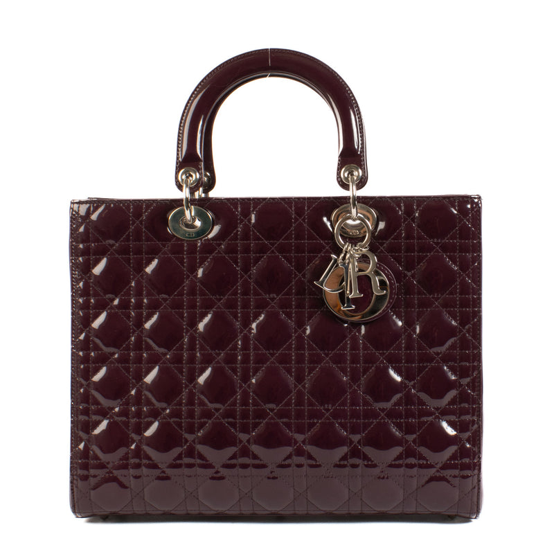 Christian Dior Lady Dior Purple Patent Leather Large Top Handle Bag aan de beste prijs bij Labellov tweedehands designer handtassen.