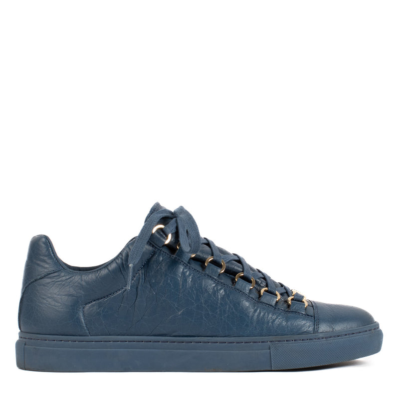 Balenciaga Blue Leather Sneakers - size 38 aan de beste prijs bij Labellov tweedehands luxe in Antwerpen en Knokke.