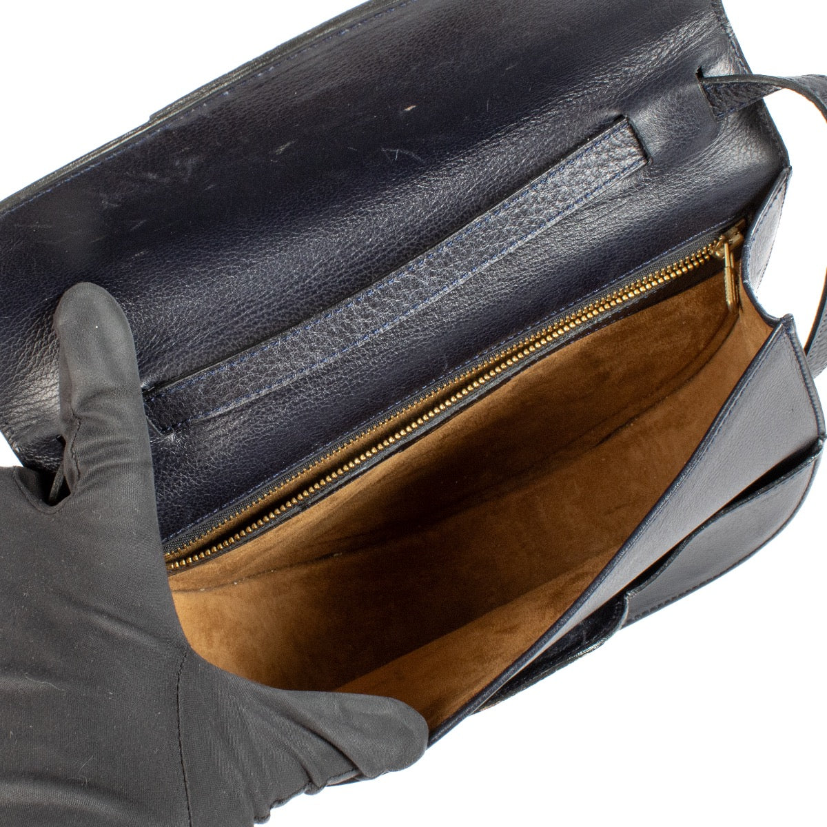 Shop safe online at Labellov in Antwerp, Brussels and Knokke this 100% authentic second hand Delvaux Blue Leather Top Handle