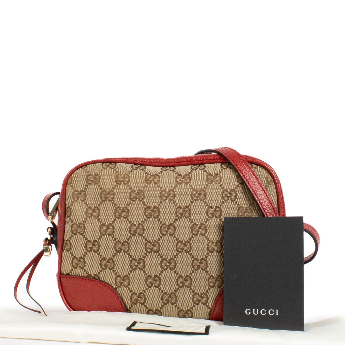 Shop safe online at Labellov in Antwerp, Brussels and Knokke this 100% authentic second hadn't Gucci GG Canvas/Red Leather Camera Bag