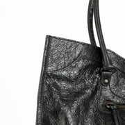 Authentic pre-loved Balenciaga Black Le City Medium Tote bag on Labellov.com