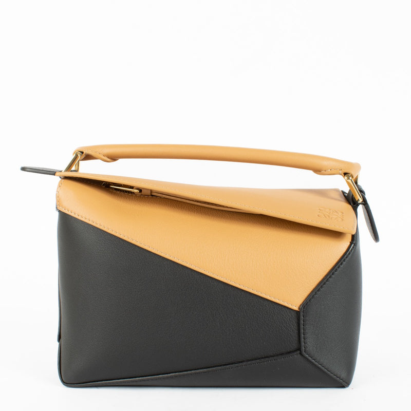 Authentic Preloved Loewe Small Puzzle Bag on Labellov.com