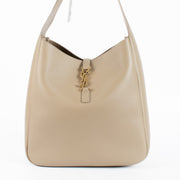Authentic second-hand Saint Laurent Beige Shoulder Bag on labellov.com
