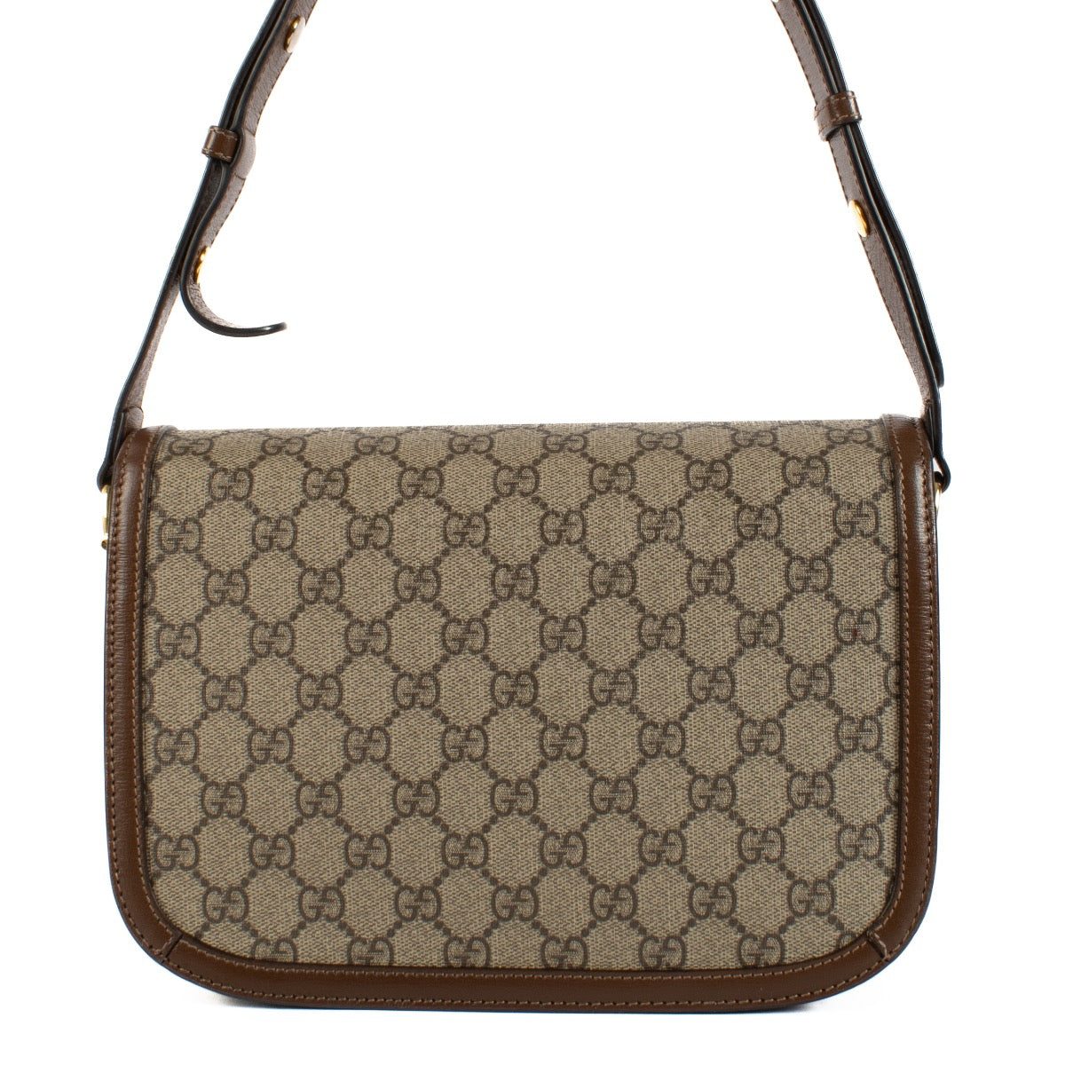 Shop safe online at Labellov in Antwerp, Brussels and Knokke this 100% authentic second hand Gucci GG Supreme Horsebit 1955 Small Bag