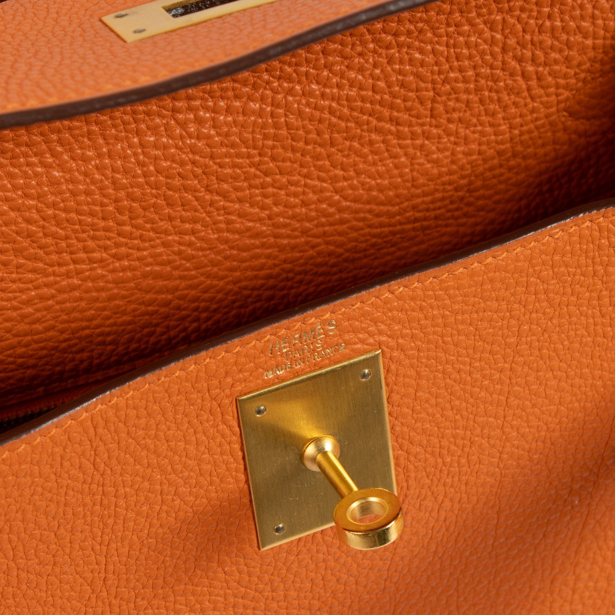 Hermès Kelly Sellier 28 Oranje Togo BGHW