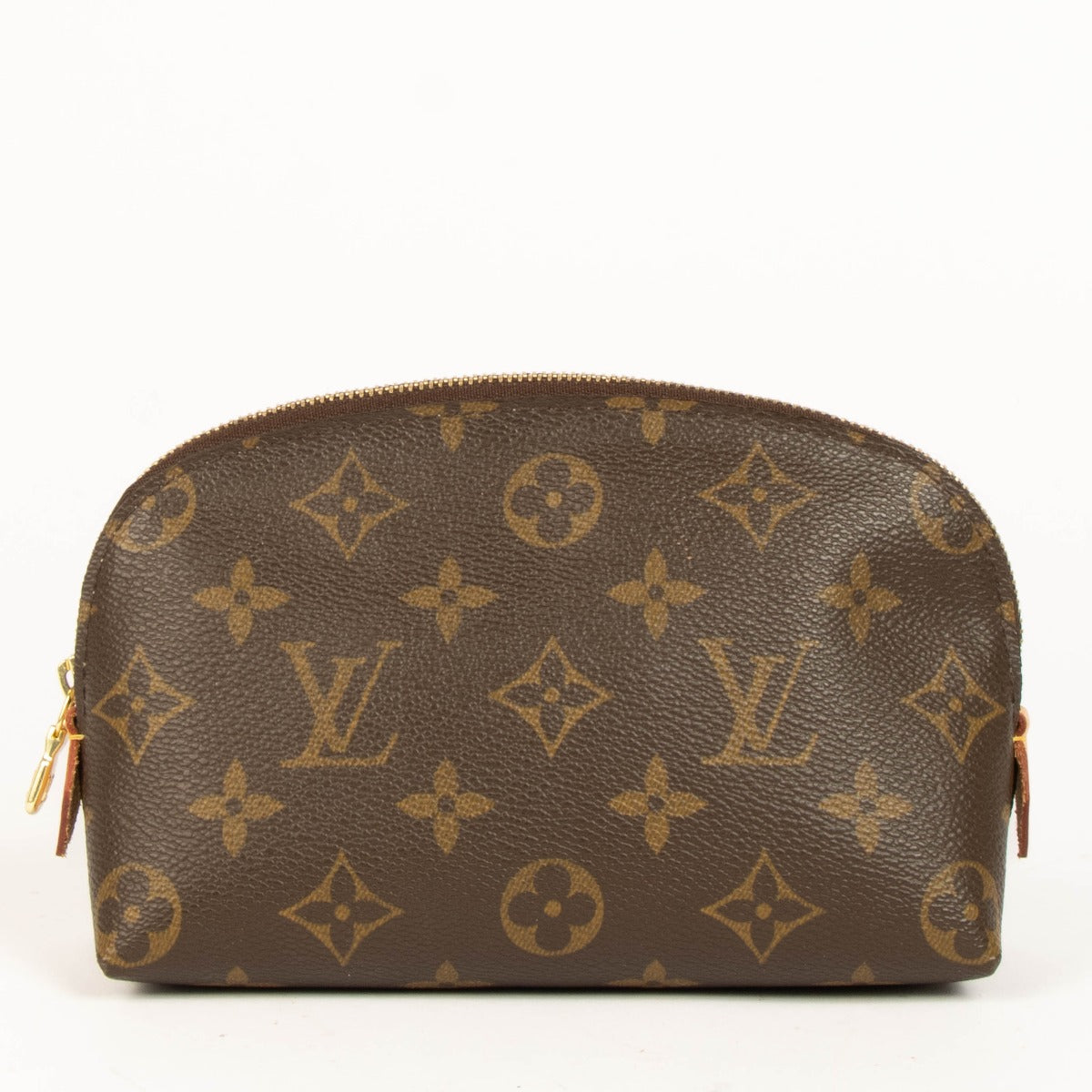 Shop this 100% authentic Louis Vuitton Monogram Cosmetic Pouch PM at Labellov.com