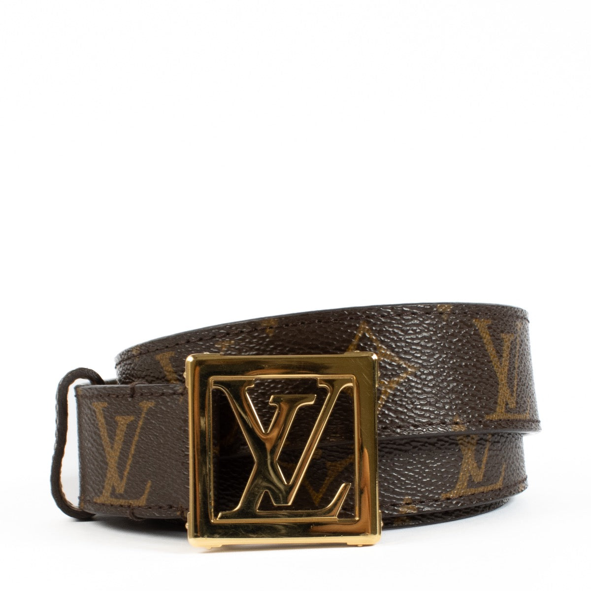 Louis Vuitton Monogram Santur Belt 95 – Iconic monogram canvas with a sleek metal buckle, perfect for any outfit.