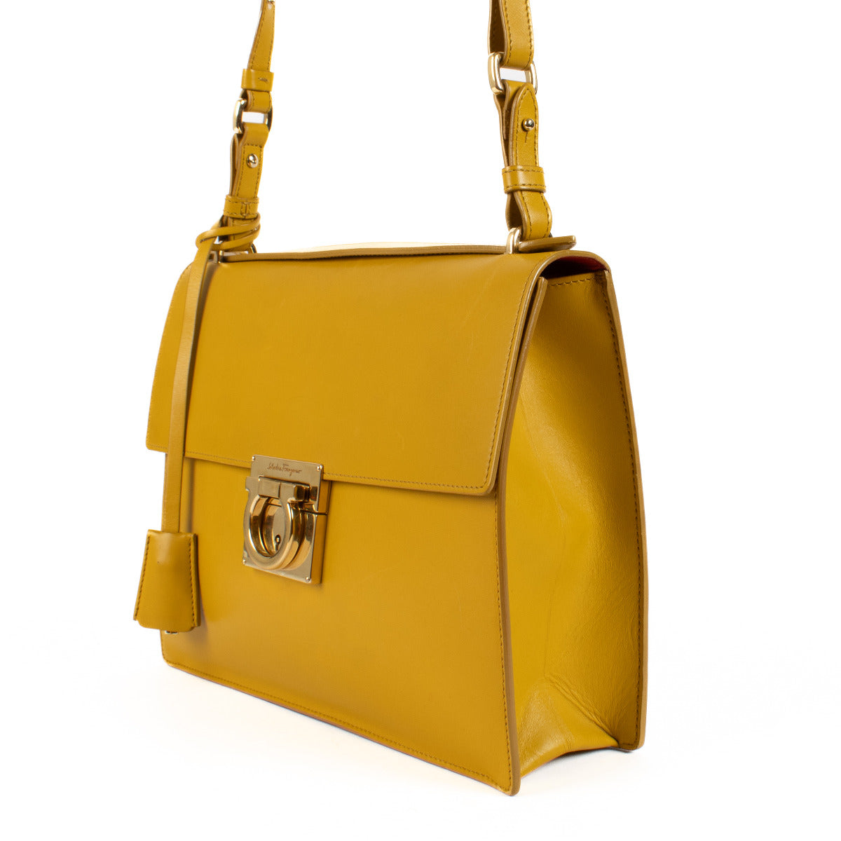 Salvatore Ferragamo Mustard Yellow Bag aan de beste prijs bij Labellov tweedehands.