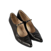 Heel height 6 cm.